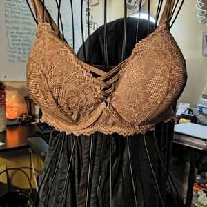 Elegant Lace Bralette in Brown